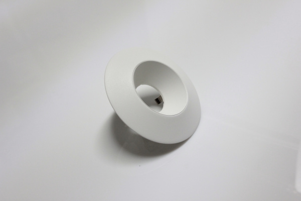 Накладное декоративное кольцо (белое/белое) в светильник серии ROUND-OUT-02/03 and ROUND-IN-03/04 фото 3