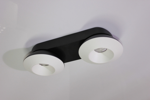 Накладное декоративное кольцо (белое/белое) в светильник серии ROUND-OUT-02/03 and ROUND-IN-03/04 фото 5