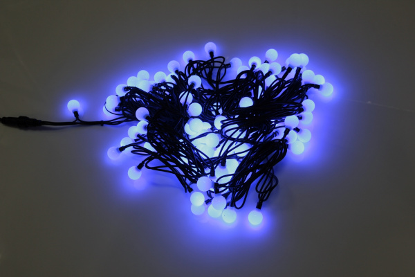 LED-PLR-100-15M-240V-B/BL  100 LED цвет синий, белые матовые шарики D2,5см, 15m, черный кауч.провод, фото 1