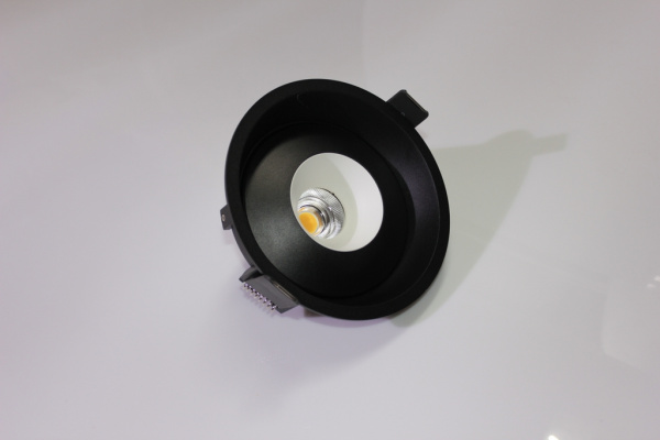Накладное декоративное кольцо (черное/белое) в светильник серии ROUND-OUT-02/03 and ROUND-IN-03/04 фото 7