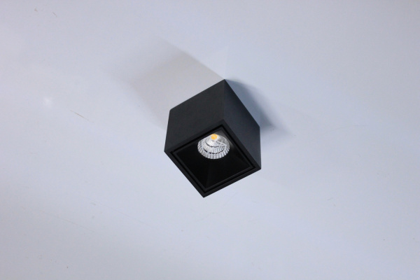 Потолочный накладной светильник SQUARE-OUT-01-1-BL-WW (теплый белый свет, черный корпус)  фото 3