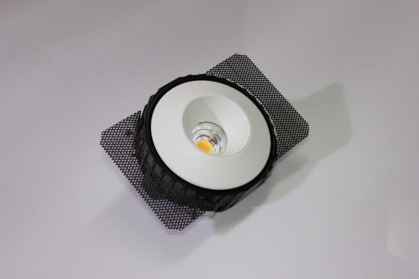 Накладное декоративное кольцо (белое/черное) в светильник серии ROUND-OUT-02/03 and ROUND-IN-03/04 фото 6
