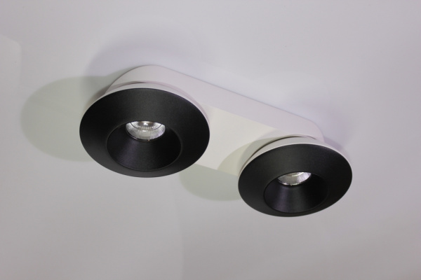 Накладное декоративное кольцо (черное/черное) в светильник серии ROUND-OUT-02/03 and ROUND-IN-03/04 фото 9
