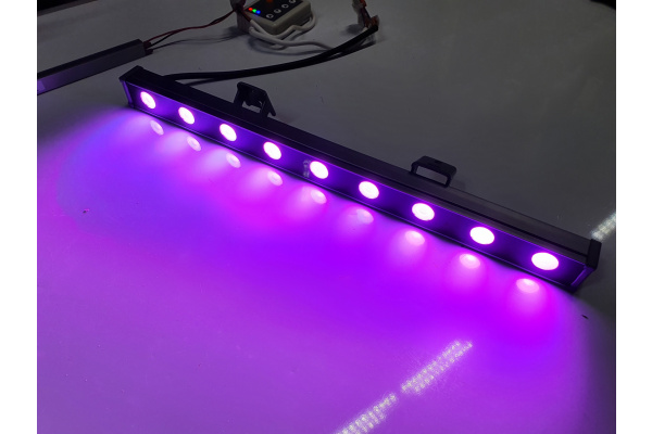 G-DQ318-CZ1-RGB 50СМ RGB LED фасад прожектор, 12V, 9W фото 1