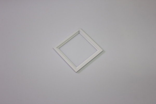 Декоративная одинарная рамка (белая) под светильник серии SQUARE-IN-01 фото 4
