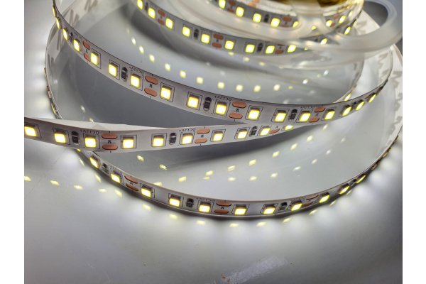 Светодиодная лента SMD 2835 120led/m 12V IP33 Day White фото 2