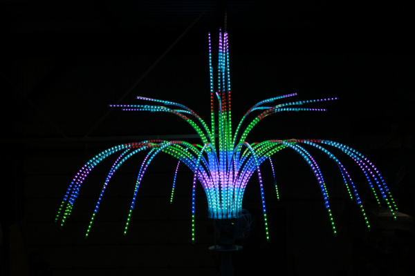 LED-EM-006, 12V Фейерверк Магнолия с контрол. 2,6м*3м*2,8м 48 лучей  12Вольта - 2023г. фото 1