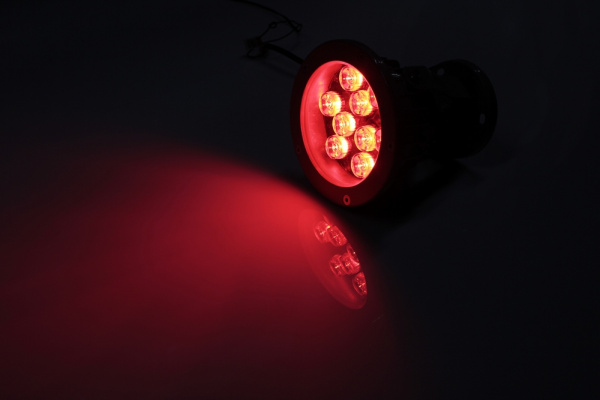 G-DT109-R 12V LED прожек.,9 LED CREE/1W, 12V  красный фото 1