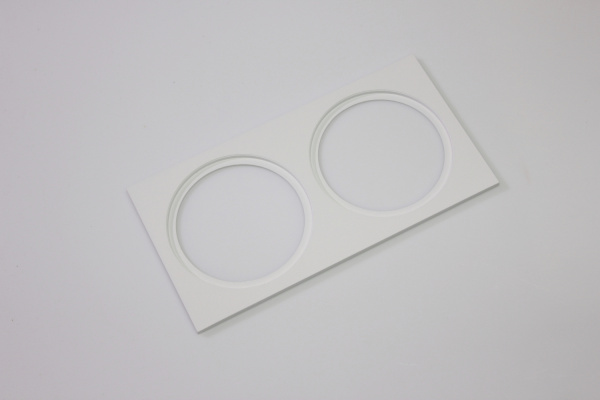 Декоративная двойная рамка (белая) под светильник серии ROUND-IN-01 фото 1