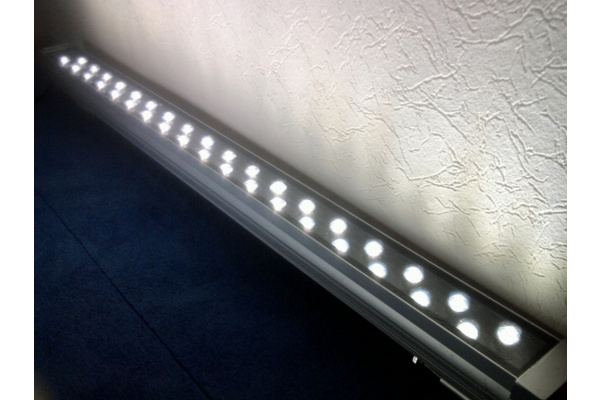 G-XQ8181B-W белый LED фасад прожектор, 220V, 72W длина 100см фото 2